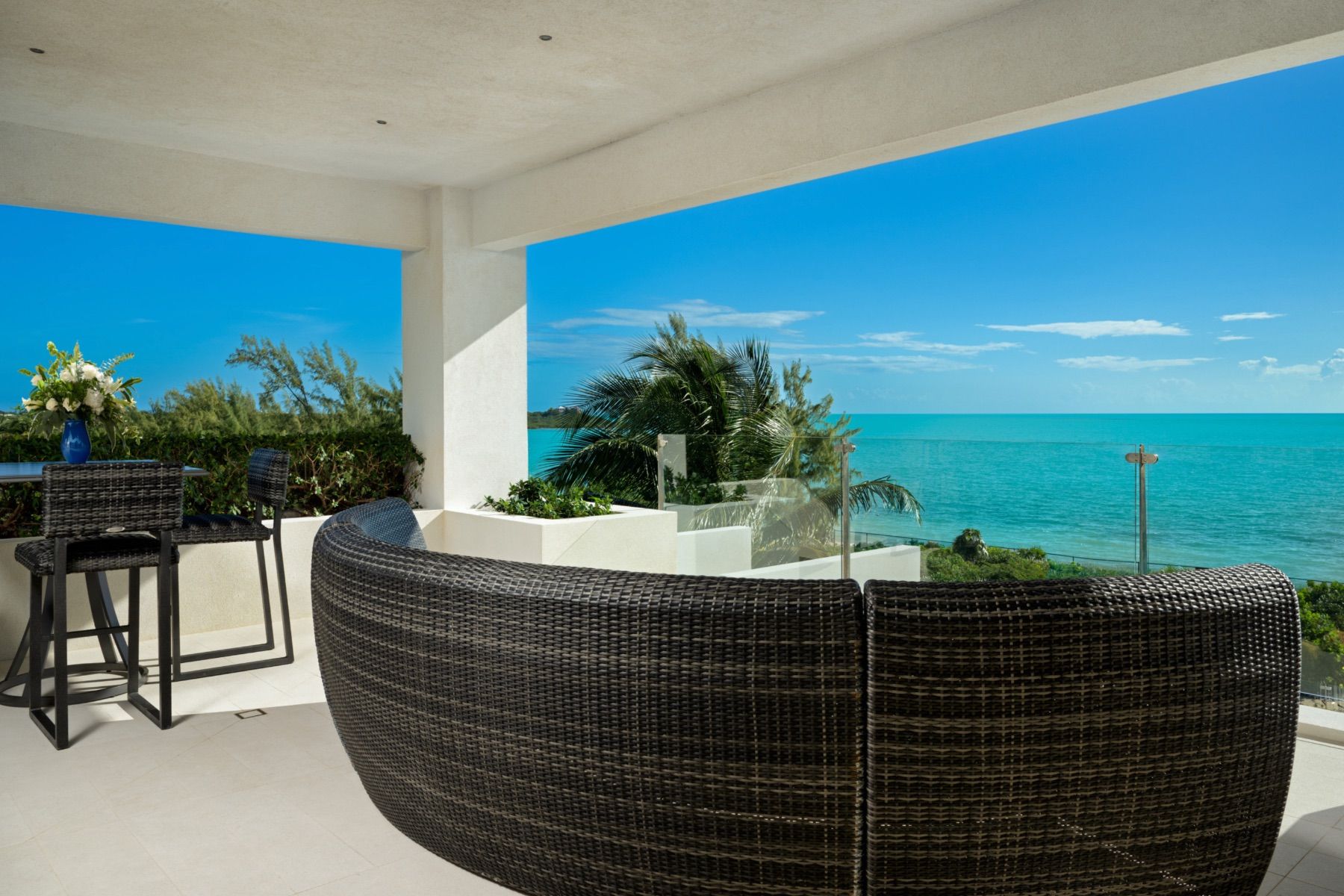 Gold Finger villa photo.